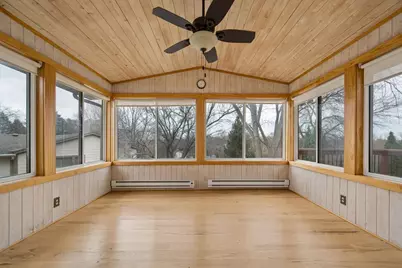 10521 Lake Fall Drive, Eden Prairie, MN 55347 - Photo 23