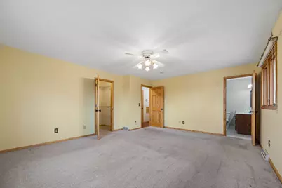 10521 Lake Fall Drive, Eden Prairie, MN 55347 - Photo 31