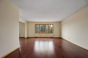 10521 Lake Fall Dr, Eden Prairie, MN 55347 - Photo 15