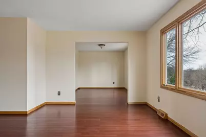 10521 Lake Fall Drive, Eden Prairie, MN 55347 - Photo 15