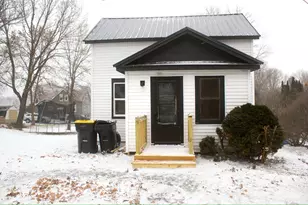 113 1st St SW, Fairfax, MN 55332 - Photo 1