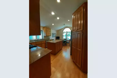 9579 Falcons Way, Eden Prairie, MN 55347 - Photo 5