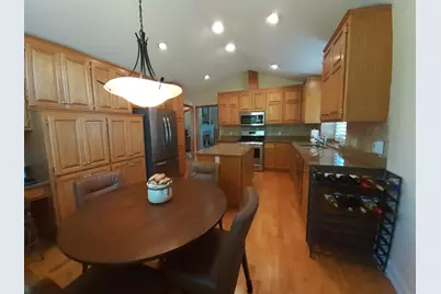 9579 Falcons Way, Eden Prairie, MN 55347 - Photo 7