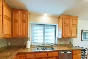 9579 Falcons Way, Eden Prairie, MN 55347 - Photo 11