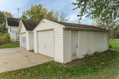 107 4th Avenue NE, Dodge Center, MN 55927 - Photo 23