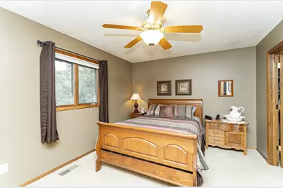 495 Oakview Drive, Claremont, MN 55924 - Photo 25