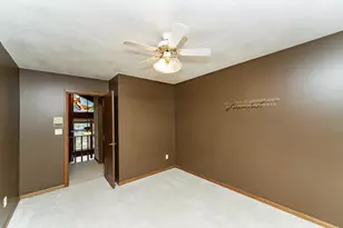 495 Oakview Dr, Claremont, MN 55924 - Photo 33