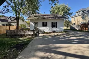 1304 7th Ave, Worthington, MN 56187 - Photo 3