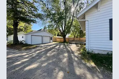 1304 7th Avenue, Worthington, MN 56187 - Photo 5