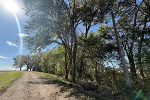 39067 336th St, Le Sueur, MN 56058 - Photo 17