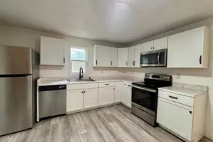 308 S 11th St, Montevideo, MN 56265 - Photo 1