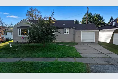 1123 Adams Avenue, Eveleth, MN 55734 - Photo 1