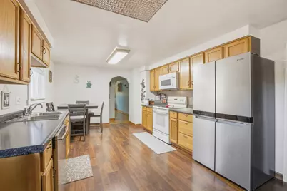 1123 Adams Avenue, Eveleth, MN 55734 - Photo 25