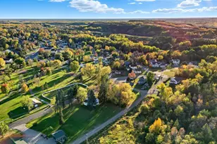 1123 Adams Ave, Eveleth, MN 55734 - Photo 35