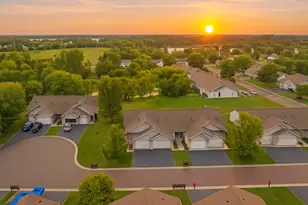 940 14th Ln SE, Cambridge, MN 55008 - Photo 1