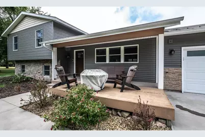 9945 Justen Trail N, Saint Paul, MN 55115 - Photo 1