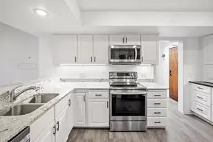 5501 Dewey Hill Rd, Edina, MN 55439 - Photo 19