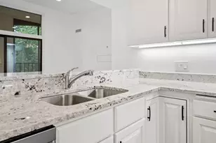 5501 Dewey Hill Rd, Edina, MN 55439 - Photo 21