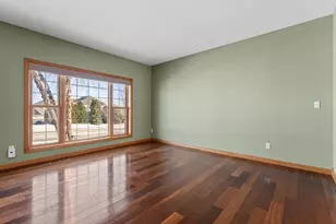 5005 Scenic Oak Dr SW, Rochester, MN 55902 - Photo 5
