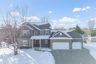 5005 Scenic Oak Dr SW, Rochester, MN 55902 - Photo 1