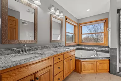5005 Scenic Oak Drive SW, Rochester, MN 55902 - Photo 15