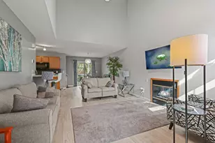 1039 Fillmore Cir NE, Fridley, MN 55432 - Photo 3