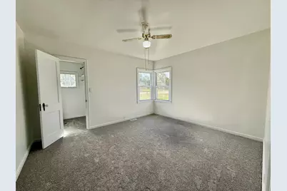 1715 SE Marshall Street, Albert Lea, MN 56007 - Photo 9