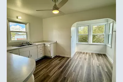 1715 SE Marshall Street, Albert Lea, MN 56007 - Photo 3