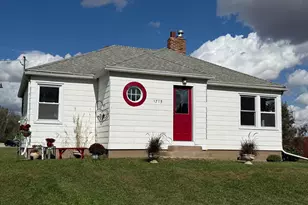 1715 SE Marshall St, Albert Lea, MN 56007 - Photo 1