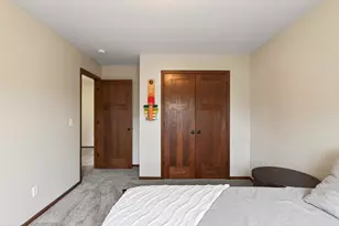 656 Lake Ridge Dr, Woodbury, MN 55129 - Photo 23