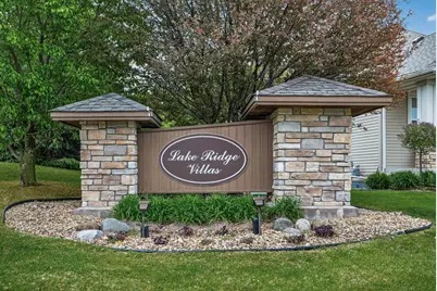 656 Lake Ridge Drive, Woodbury, MN 55129 - Photo 37