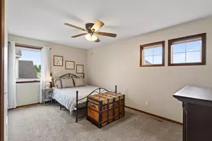 656 Lake Ridge Dr, Woodbury, MN 55129 - Photo 21