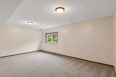 656 Lake Ridge Drive, Woodbury, MN 55129 - Photo 27