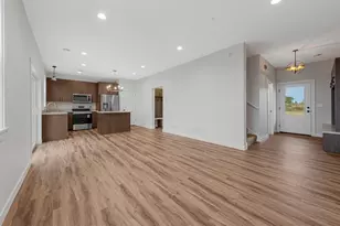 809 Viburnum St, Belle Plaine, MN 56011 - Photo 11