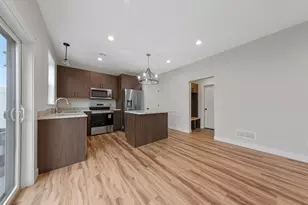 809 Viburnum St, Belle Plaine, MN 56011 - Photo 3