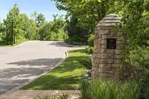 425 Carpenters Pt, Wayzata, MN 55391 - Photo 109