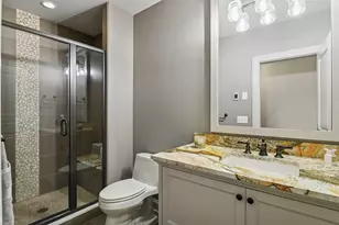 425 Carpenters Pt, Wayzata, MN 55391 - Photo 95