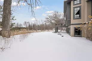425 Carpenters Pt, Wayzata, MN 55391 - Photo 105