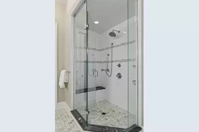 425 Carpenters Point, Wayzata, MN 55391 - Photo 53