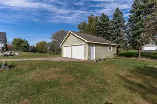 1020 Verlin Ln, Fergus Falls, MN 56537 - Photo 9