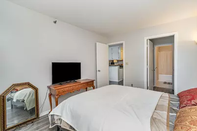 433 S 7th Street #1609, Minneapolis, MN 55415 - Photo 17