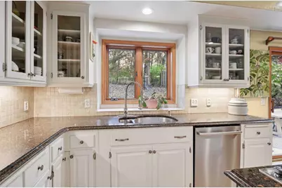 6221 Mallory Lane, Eden Prairie, MN 55346 - Photo 17