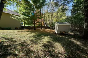 6221 Mallory Ln, Eden Prairie, MN 55346 - Photo 45