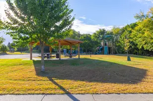 15203 Greenhaven Way, Burnsville, MN 55306 - Photo 17