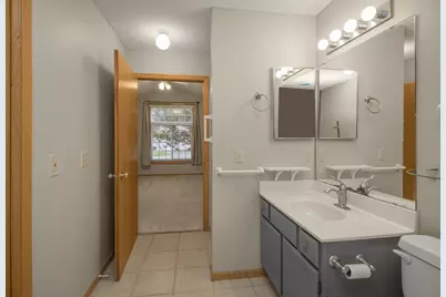 15203 Greenhaven Way, Burnsville, MN 55306 - Photo 11