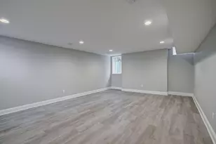 2056 Summit Ave, Saint Paul, MN 55105 - Photo 29