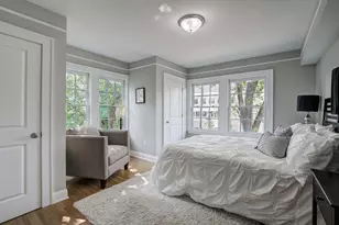 2056 Summit Ave, Saint Paul, MN 55105 - Photo 15