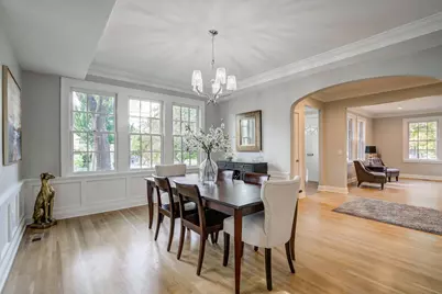 2056 Summit Avenue, Saint Paul, MN 55105 - Photo 9