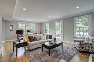 2056 Summit Ave, Saint Paul, MN 55105 - Photo 7