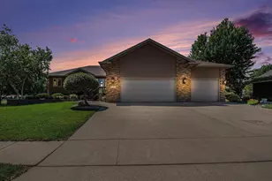 721 Britz Dr, Luverne, MN 56156 - Photo 3